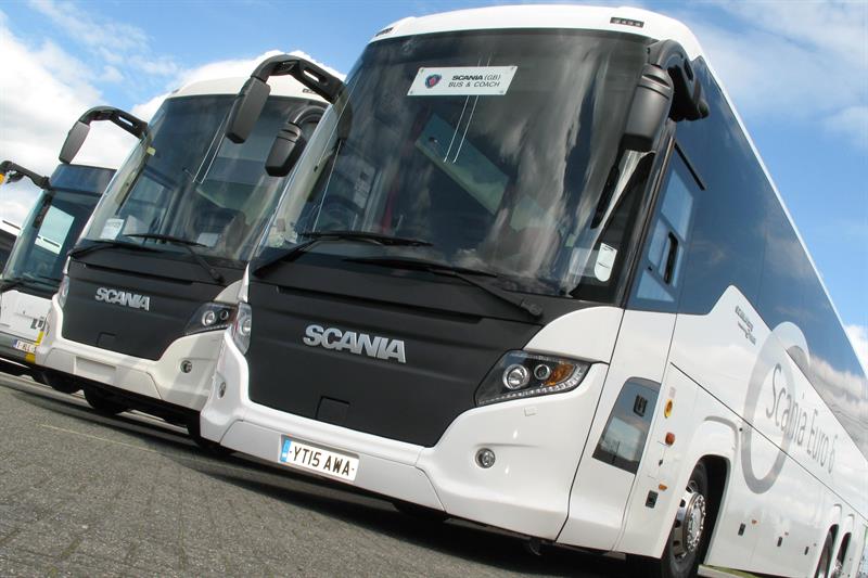 Crouching dragons Scania coach TE BW aug15.jpg